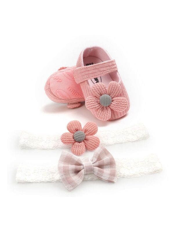 Knitted Flower Shoe - Image 2